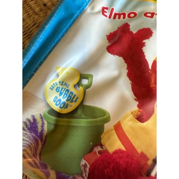 Sesame Street Elmo at the beach book - Picture 3 of 8